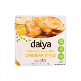 Daiya Queso Cheddar Vegano Sliced 220g